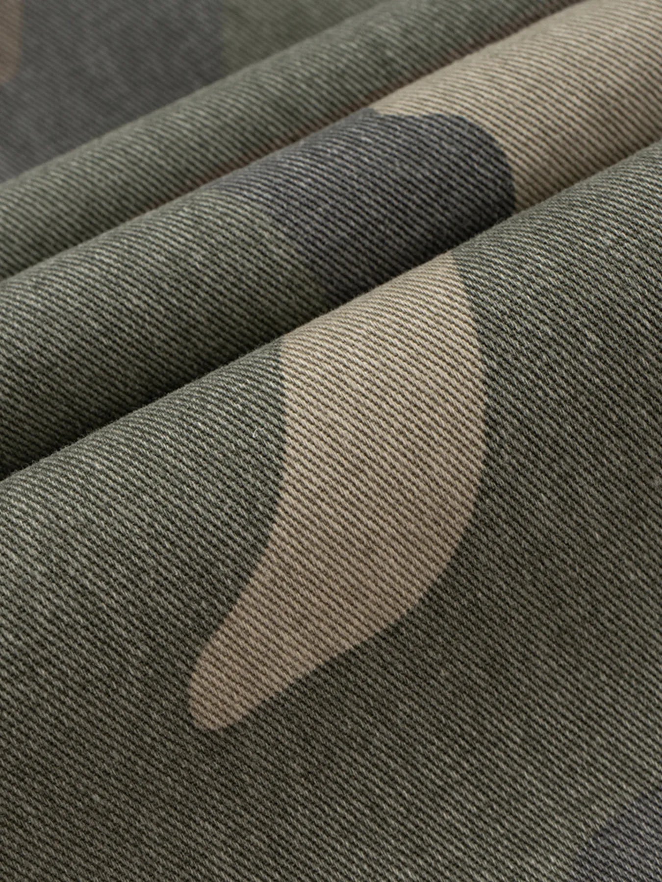 578675af5bc4428d85e0f068ed27fafc-Max-Origin