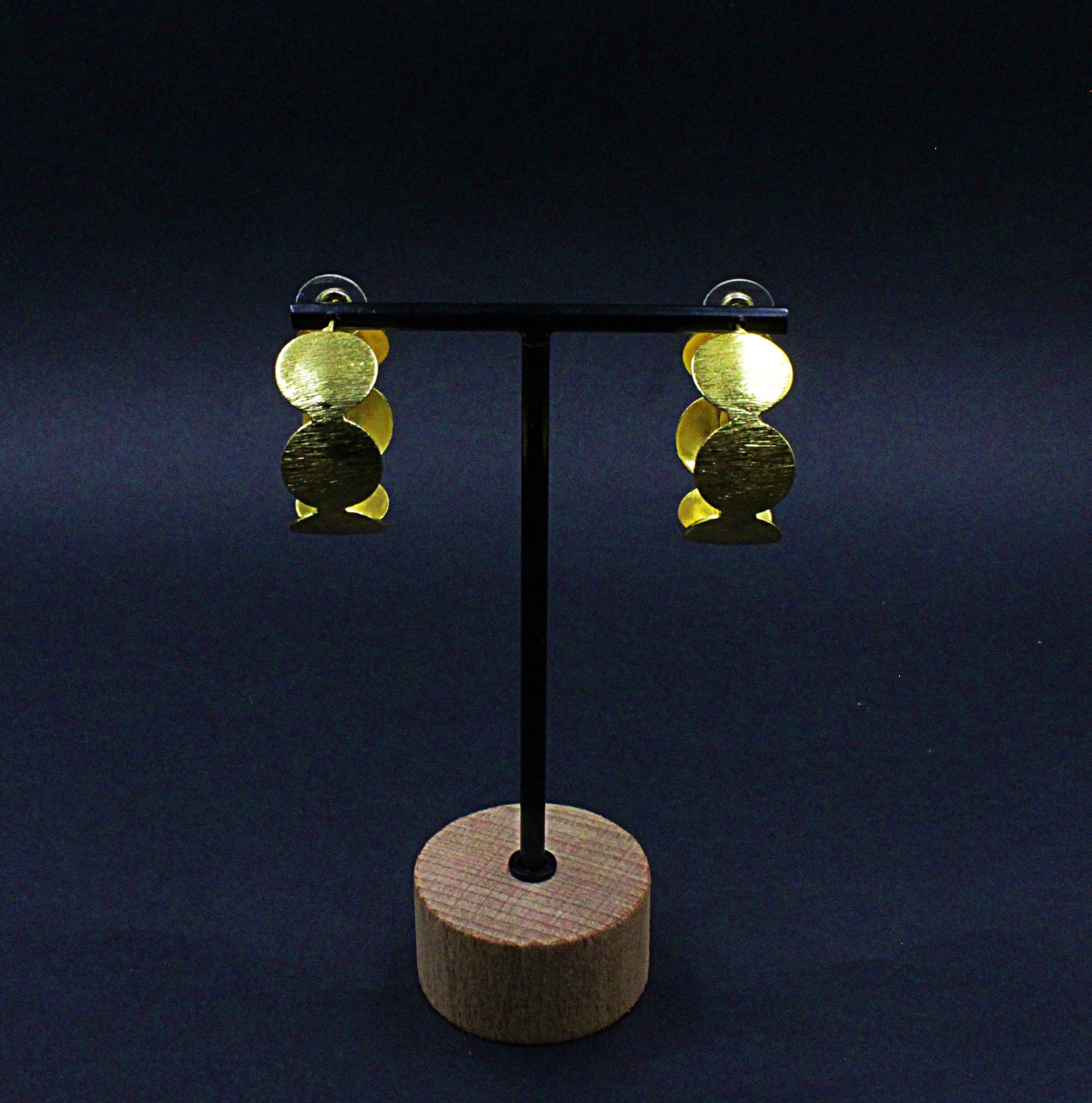 CLASSIC gold-plated earrings - Design with character